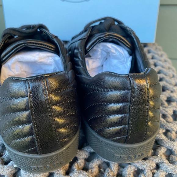 WORN ONCE PRADA 37 LEATHER QUILTED SNEAKERS NEXT TO NEW - Picture 6 of 13